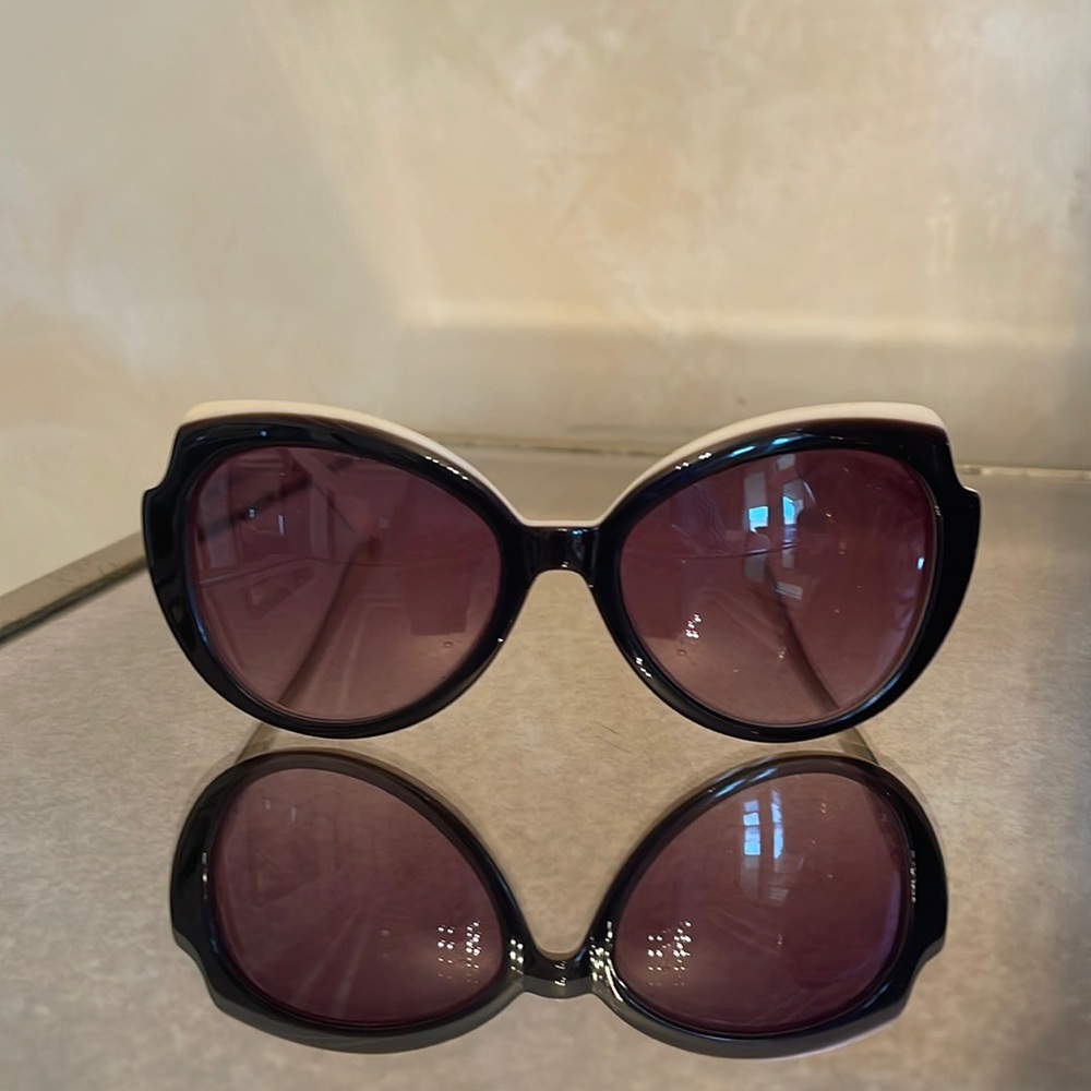 Marc by Marc Jacobs Womens Brown and Cream Sunglasses Model MMJ 262/S